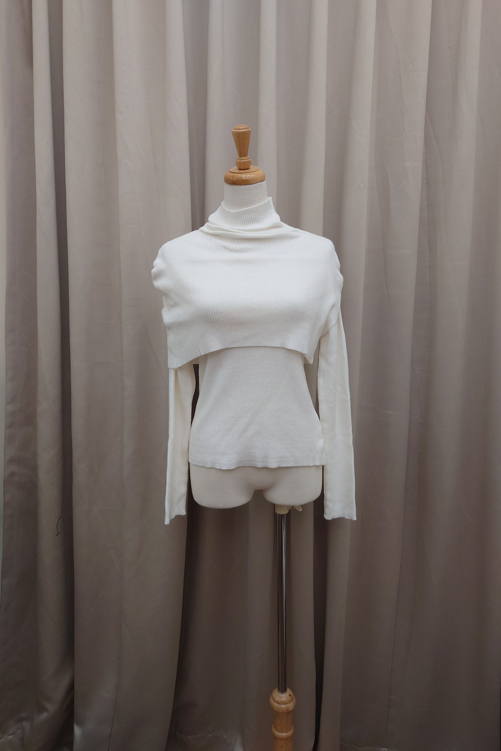 極簡優雅高領披肩兩件式上衣