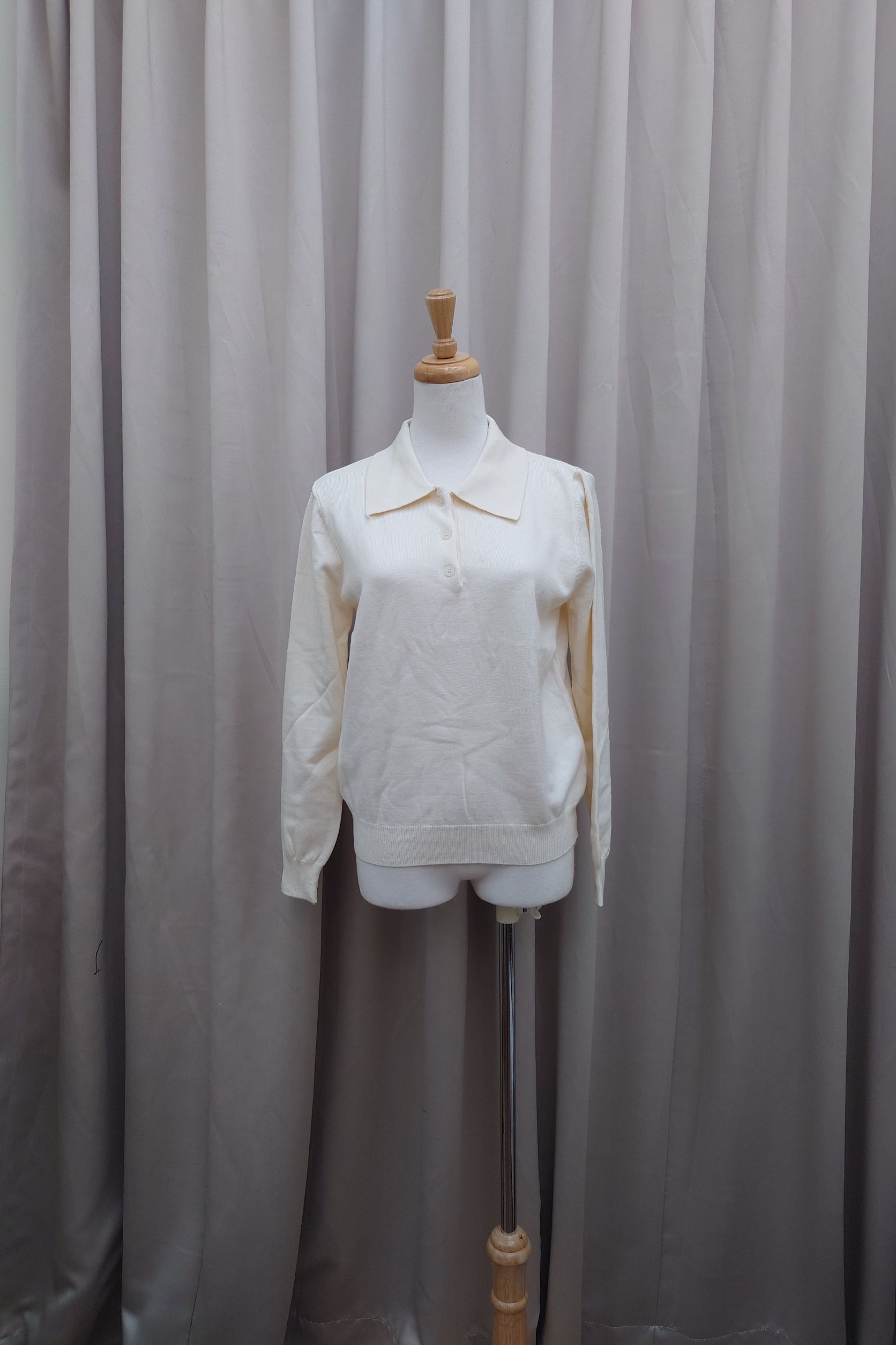 舒適POLO領針織上衣