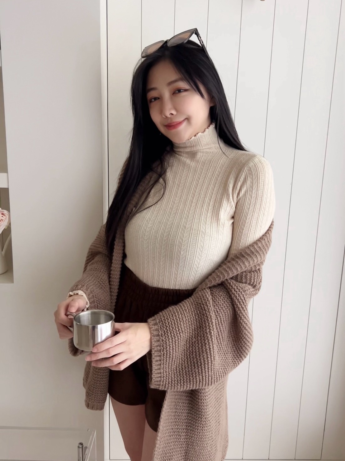 木耳邊緹花針織袖上衣<首周限定優惠$395 2件$598中>