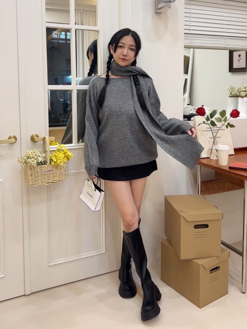 暖頸兩件式一字領針織上衣<首周限定優惠$499中>