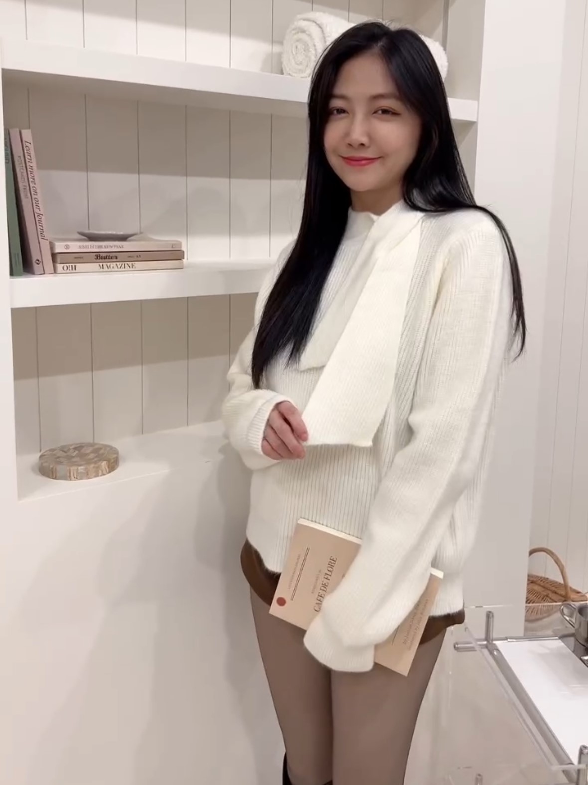 不對稱繫領針織上衣<首周限定優惠$590中>