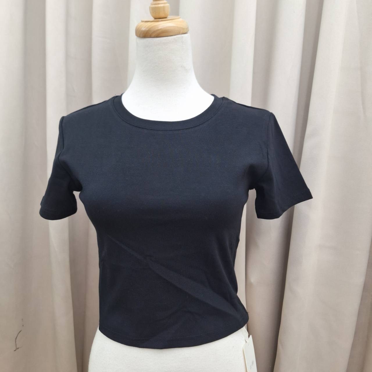 舒適彈性短版上衣(首周優惠任兩件398)