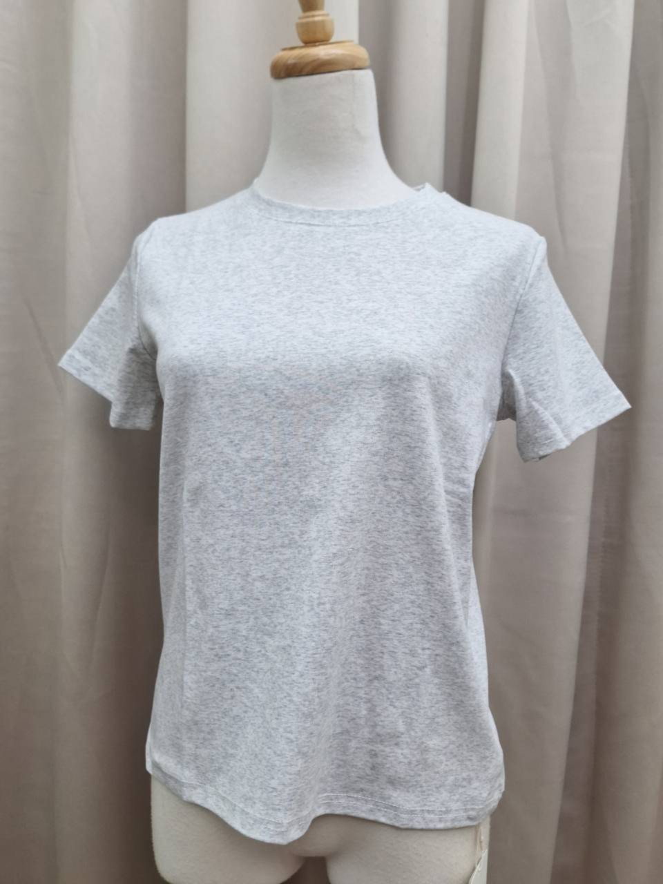 素色休閒短袖上衣(任選兩件498)