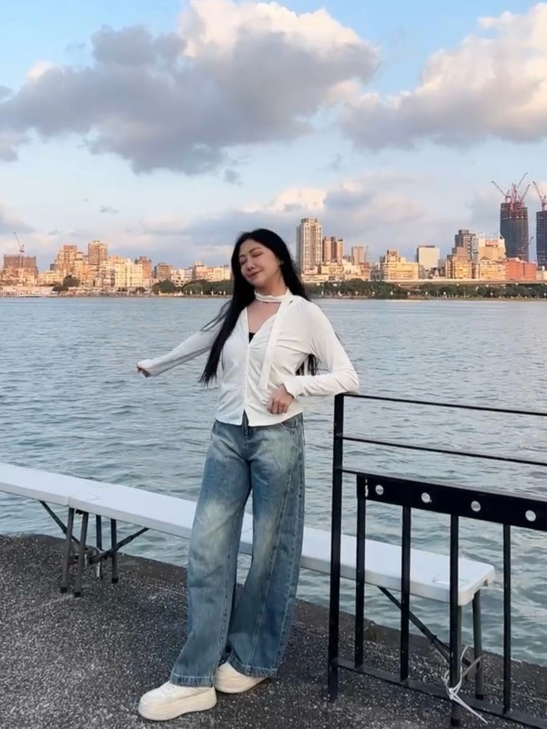 韓國法式側抓皺排釦上衣(附綁帶)