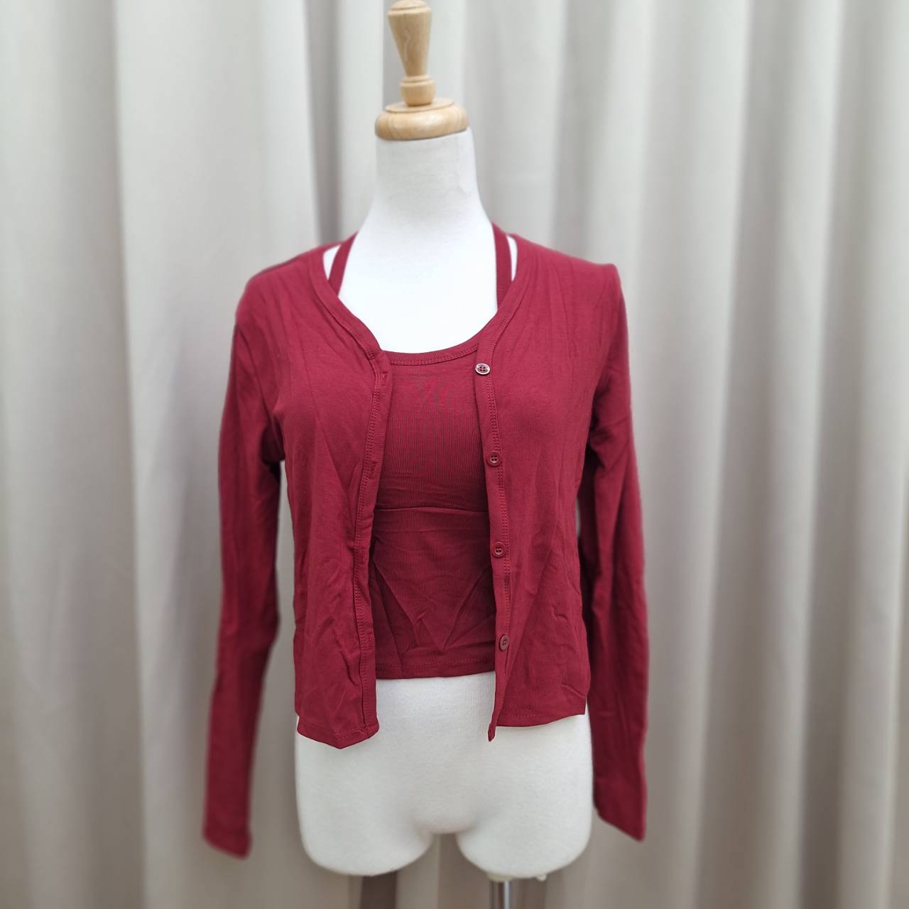 兩件式繞脖顯瘦上衣(首周優惠490)