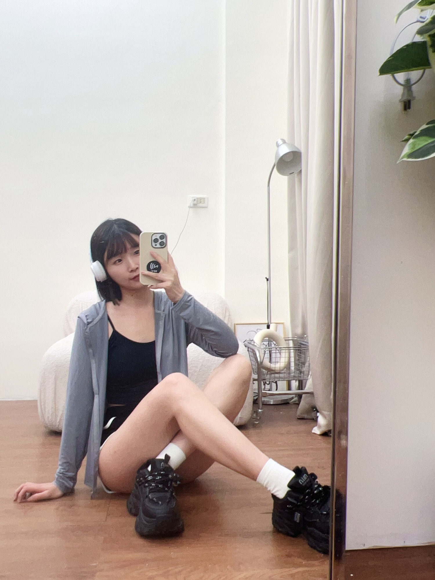 涼感防曬連帽外套