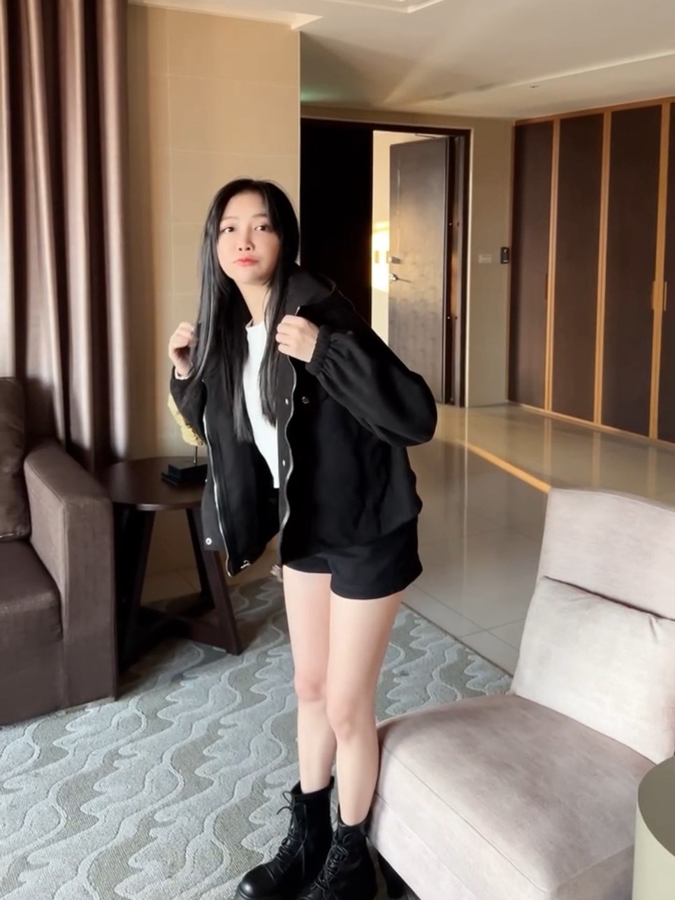 韓版連帽麂皮縮口外套<首周限定優惠$680中>