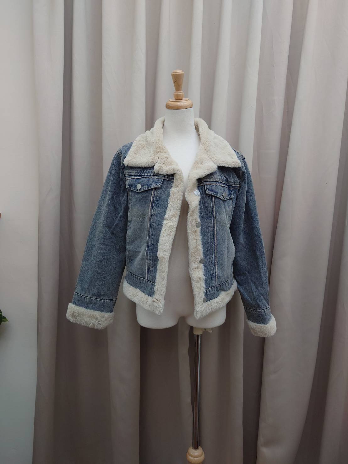 率性層次牛仔羊羔毛外套<首周限定優惠$1310中>