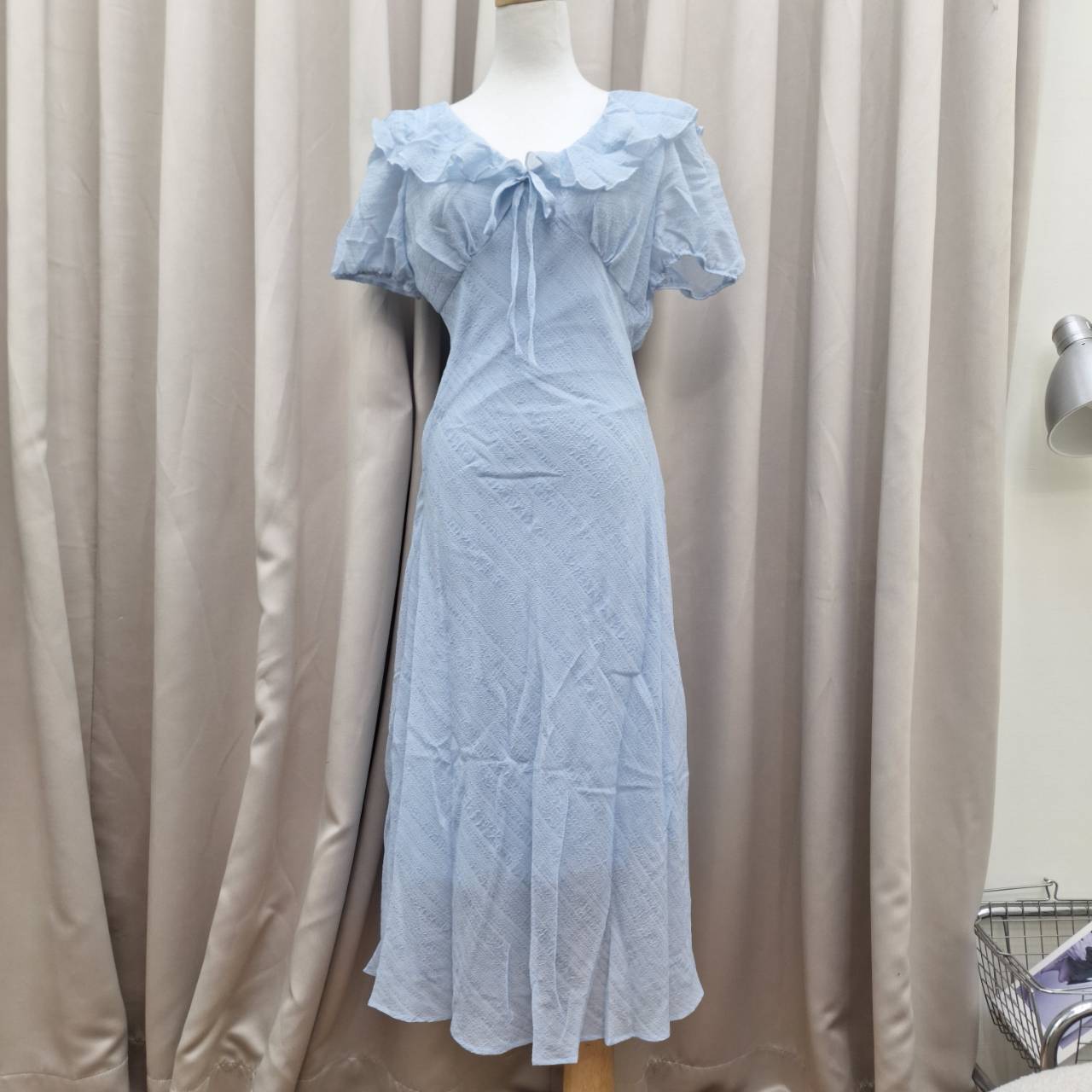 小清新荷葉邊連身洋裝(首周優惠599)