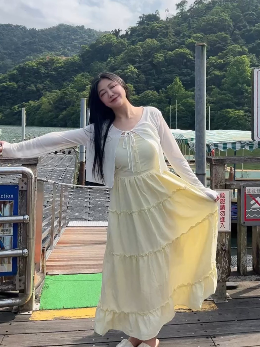 夏日度假連身洋裝