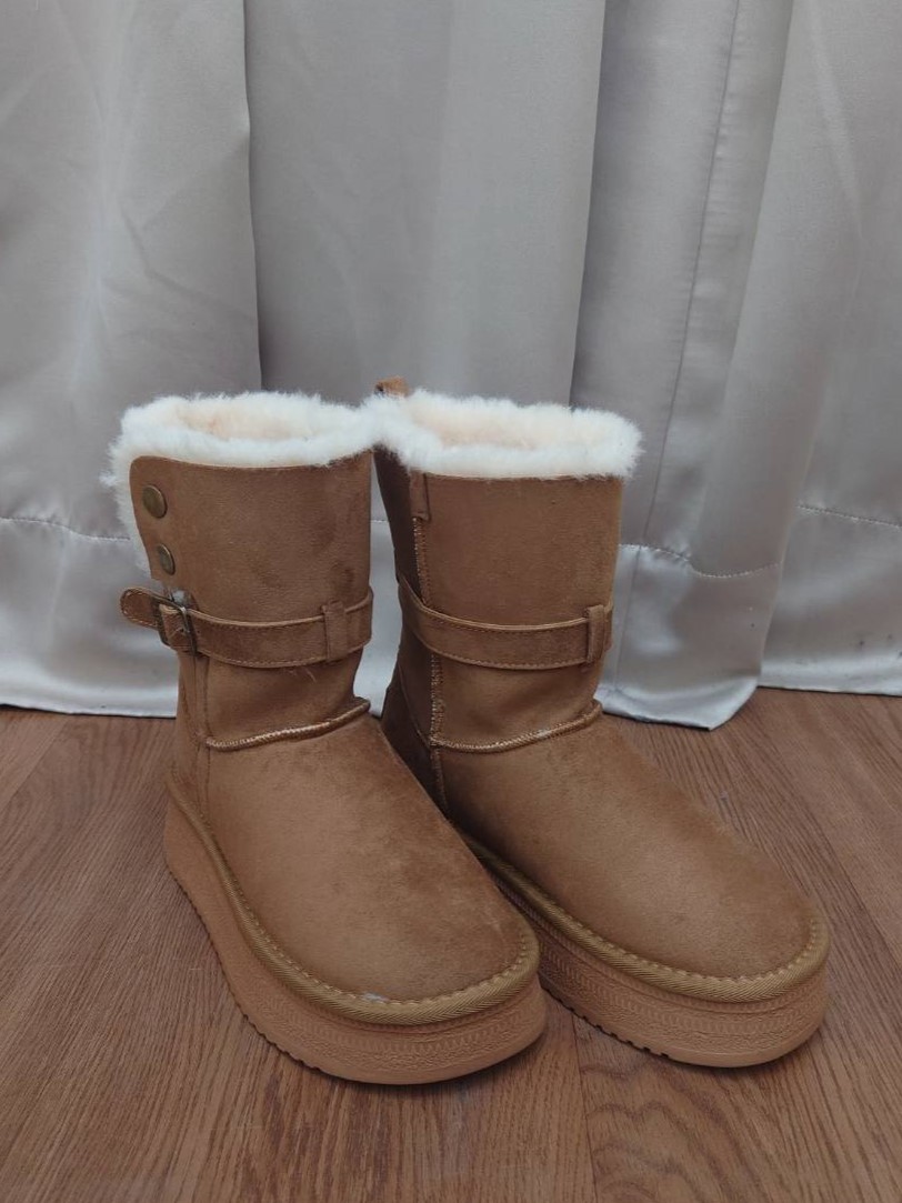 保暖鋪毛搭釦中筒靴<首周限定優惠$990中>