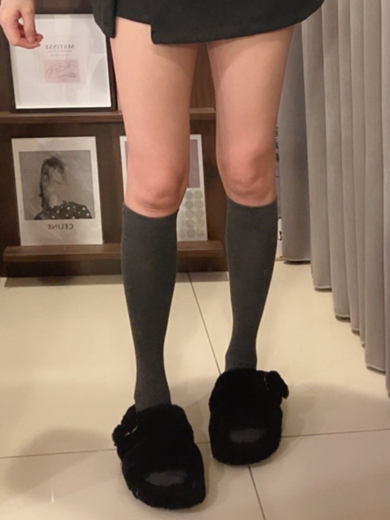 簡約質感素面及膝襪<首周限定優惠2件$298中>