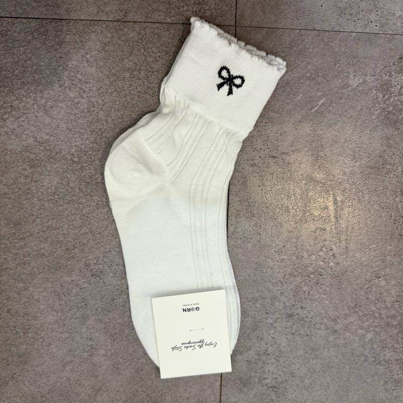 韓國蝴蝶結雕花小木耳長襪